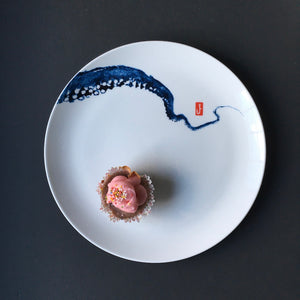 Large blue octopus plate front